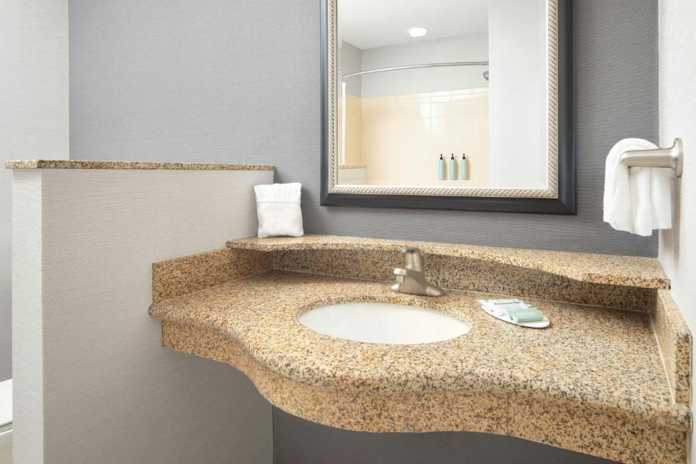 Courtyard by Marriott Knoxville Airport Alcoa Image 12
